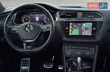 Внедорожник / Кроссовер Volkswagen Tiguan 2018 в 