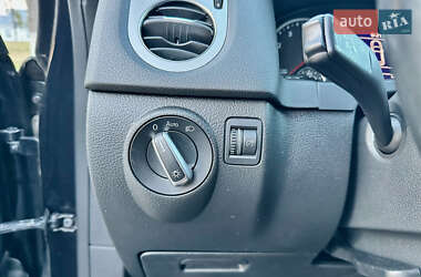 Внедорожник / Кроссовер Volkswagen Tiguan 2017 в 