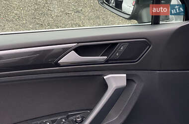 Внедорожник / Кроссовер Volkswagen Tiguan 2020 в 