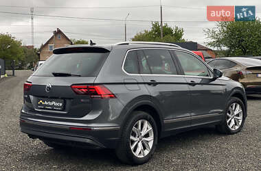 Внедорожник / Кроссовер Volkswagen Tiguan 2020 в 