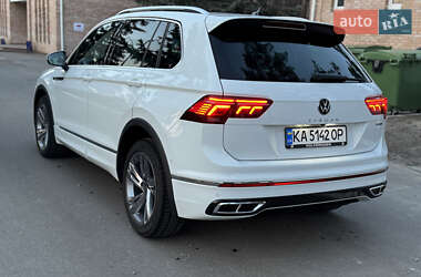Позашляховик / Кросовер Volkswagen Tiguan 2023 в 
