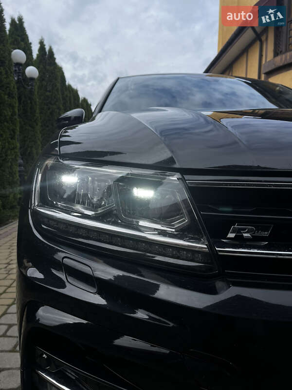 Позашляховик / Кросовер Volkswagen Tiguan 2016 в Львові