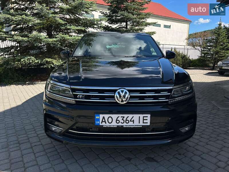 Внедорожник / Кроссовер Volkswagen Tiguan 2020 в Ужгороде