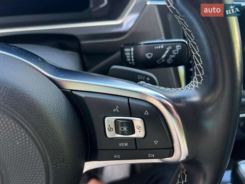 Внедорожник / Кроссовер Volkswagen Tiguan 2020 в Ужгороде