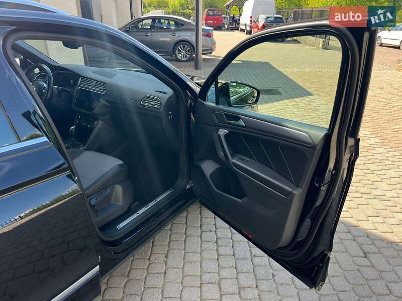 Внедорожник / Кроссовер Volkswagen Tiguan 2020 в Ужгороде