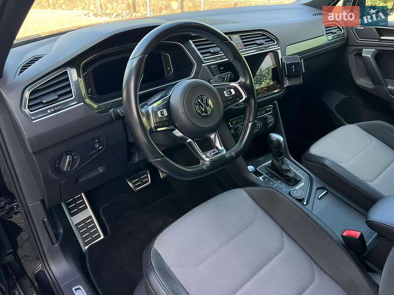 Внедорожник / Кроссовер Volkswagen Tiguan 2020 в Ужгороде
