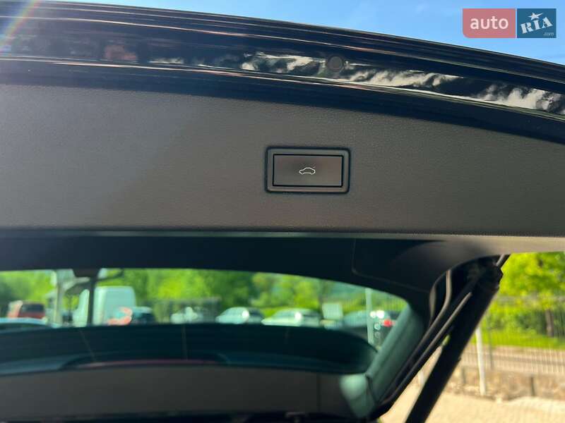 Внедорожник / Кроссовер Volkswagen Tiguan 2020 в Ужгороде