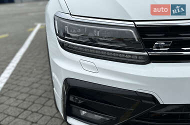 Внедорожник / Кроссовер Volkswagen Tiguan 2020 в 