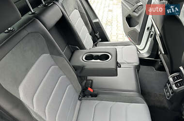 Внедорожник / Кроссовер Volkswagen Tiguan 2020 в 