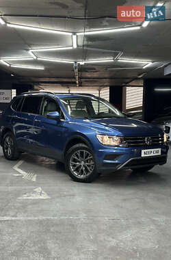 Позашляховик / Кросовер Volkswagen Tiguan 2019 в Одесі