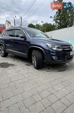 Внедорожник / Кроссовер Volkswagen Tiguan 2011 в Ивано-Франковске