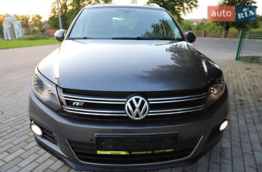 Позашляховик / Кросовер Volkswagen Tiguan 2014 в 