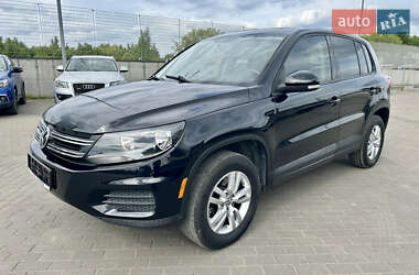 Позашляховик / Кросовер Volkswagen Tiguan 2012 в 