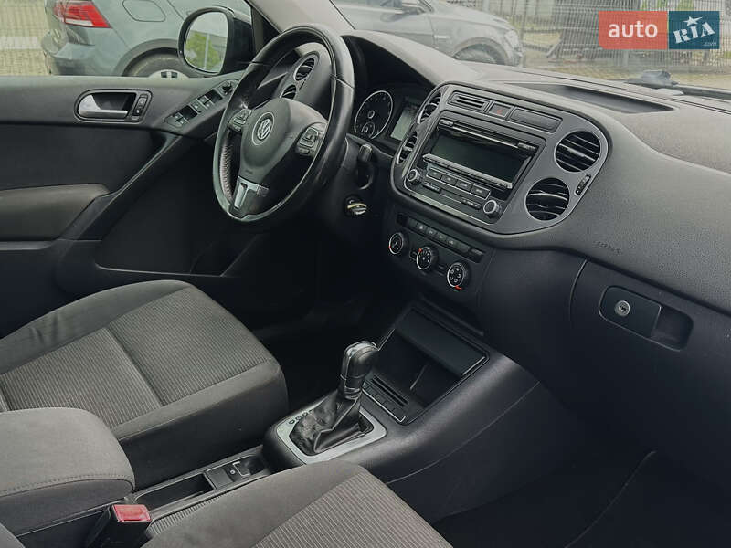 Внедорожник / Кроссовер Volkswagen Tiguan 2012 в Львове