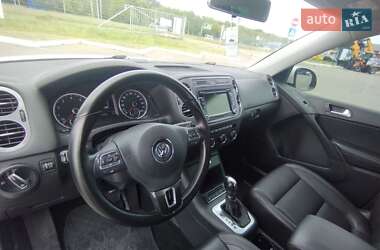 Внедорожник / Кроссовер Volkswagen Tiguan 2013 в 