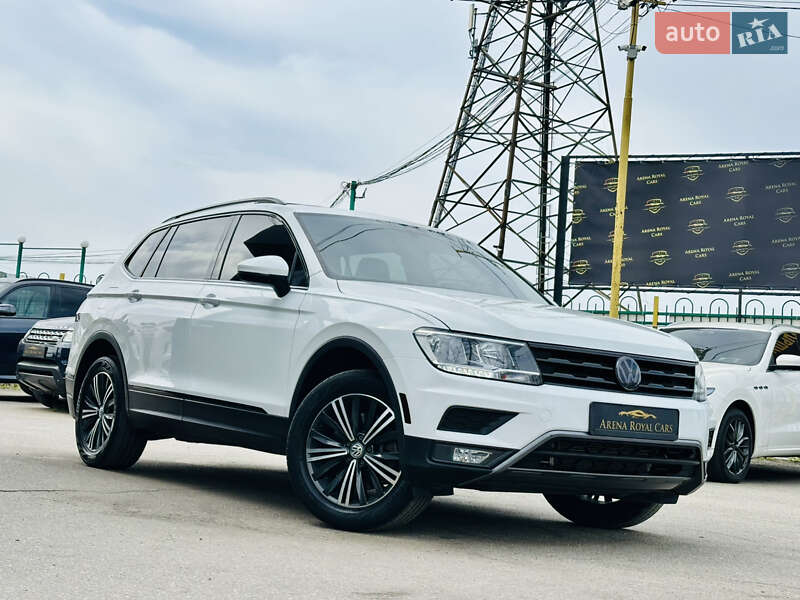 Внедорожник / Кроссовер Volkswagen Tiguan 2018 в Харькове