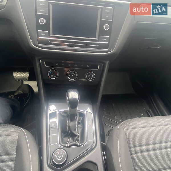 Внедорожник / Кроссовер Volkswagen Tiguan 2023 в Львове