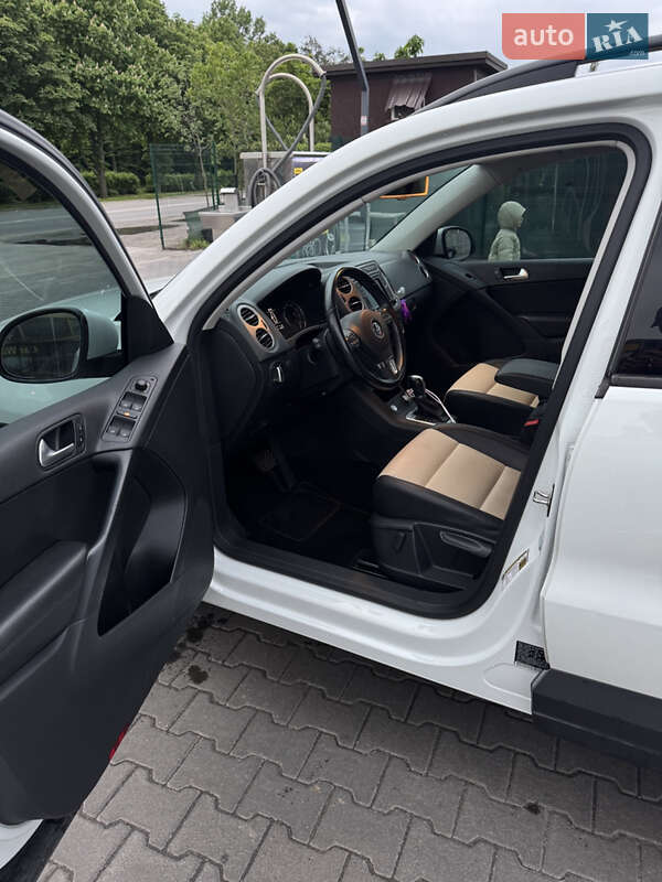 Внедорожник / Кроссовер Volkswagen Tiguan 2016 в Белой Церкви