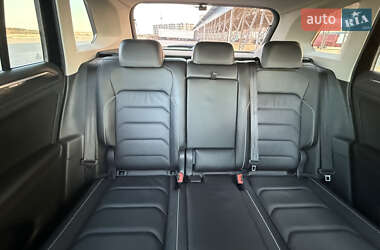 Внедорожник / Кроссовер Volkswagen Tiguan 2019 в 