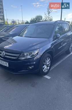 Внедорожник / Кроссовер Volkswagen Tiguan 2016 в Киеве