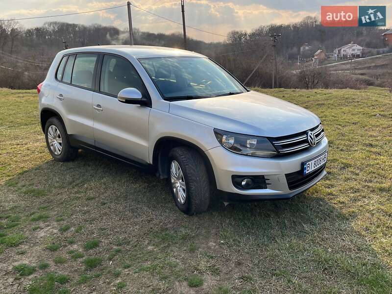Внедорожник / Кроссовер Volkswagen Tiguan 2011 в Полтаве фото 3 Внедорожник / Кроссовер Volkswagen Tiguan 2011 в Полтаве