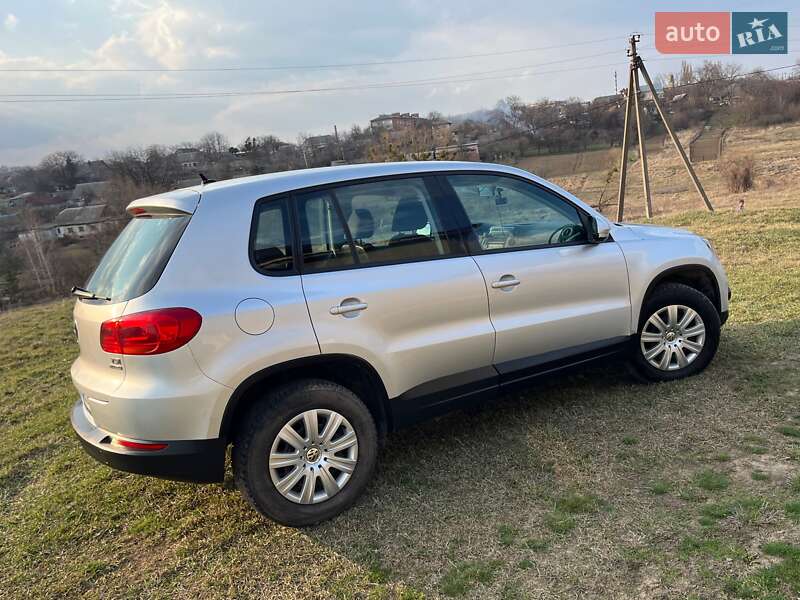 Внедорожник / Кроссовер Volkswagen Tiguan 2011 в Полтаве фото 6 Внедорожник / Кроссовер Volkswagen Tiguan 2011 в Полтаве