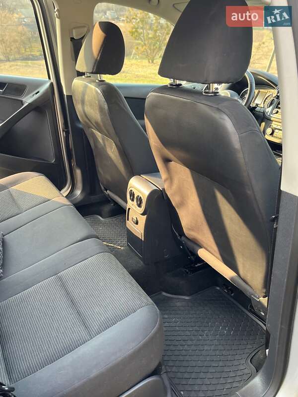 Внедорожник / Кроссовер Volkswagen Tiguan 2011 в Полтаве фото 10 Внедорожник / Кроссовер Volkswagen Tiguan 2011 в Полтаве