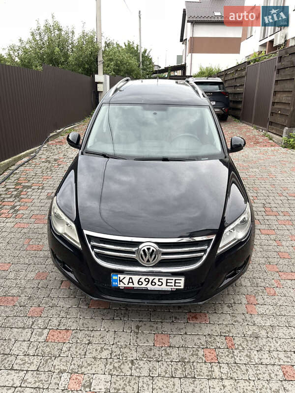 Внедорожник / Кроссовер Volkswagen Tiguan 2008 в Киеве