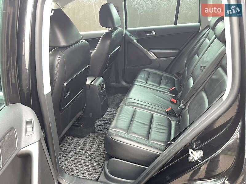 Внедорожник / Кроссовер Volkswagen Tiguan 2008 в Киеве
