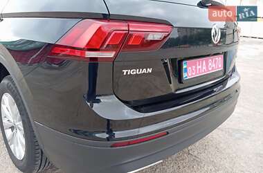 Позашляховик / Кросовер Volkswagen Tiguan 2018 в 