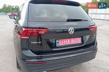 Позашляховик / Кросовер Volkswagen Tiguan 2018 в 
