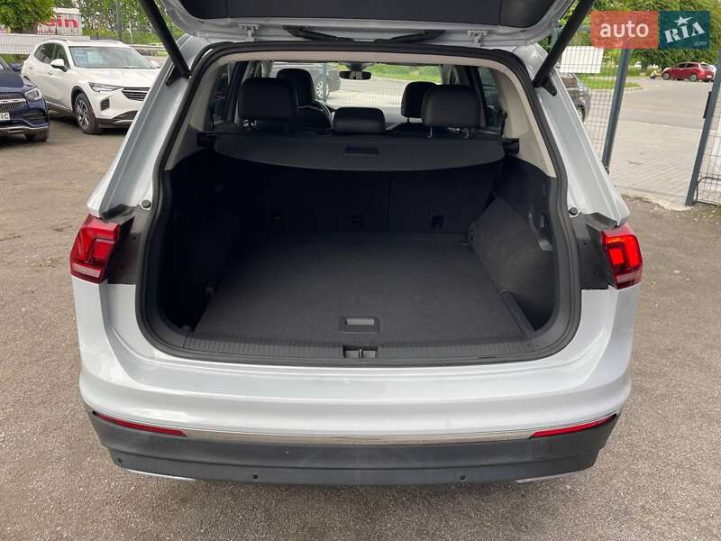 Внедорожник / Кроссовер Volkswagen Tiguan 2018 в Виннице