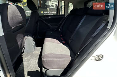 Внедорожник / Кроссовер Volkswagen Tiguan 2011 в 