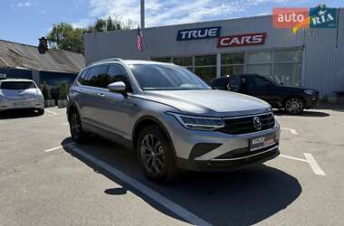Позашляховик / Кросовер Volkswagen Tiguan 2022 в Києві
