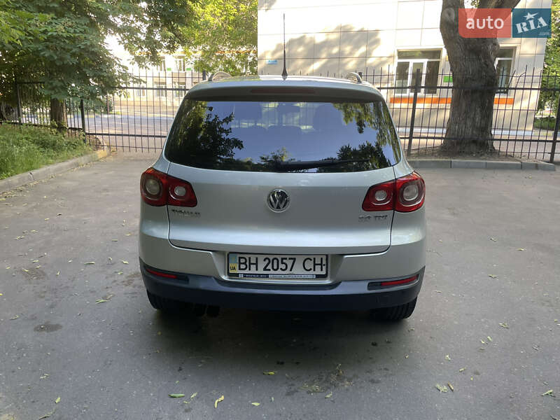 Внедорожник / Кроссовер Volkswagen Tiguan 2008 в Одессе