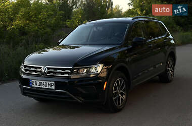 Позашляховик / Кросовер Volkswagen Tiguan 2021 в 