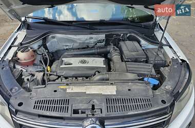 Внедорожник / Кроссовер Volkswagen Tiguan 2016 в 