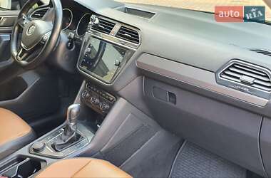 Позашляховик / Кросовер Volkswagen Tiguan 2018 в 