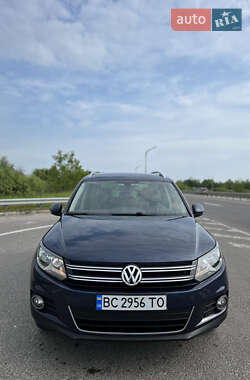 Внедорожник / Кроссовер Volkswagen Tiguan 2016 в Львове