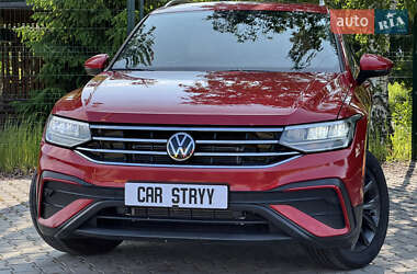 Позашляховик / Кросовер Volkswagen Tiguan 2024 в 