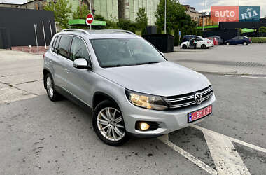 Позашляховик / Кросовер Volkswagen Tiguan 2015 в Львові