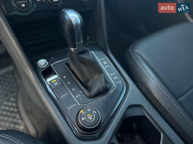 Позашляховик / Кросовер Volkswagen Tiguan 2019 в Львові
