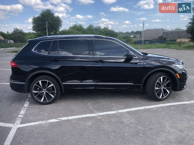 Позашляховик / Кросовер Volkswagen Tiguan 2021 в Києві