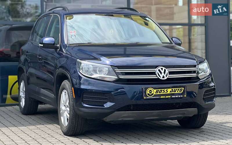 Внедорожник / Кроссовер Volkswagen Tiguan 2016 в 
