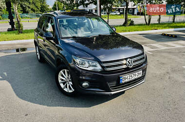 Внедорожник / Кроссовер Volkswagen Tiguan 2016 в Киеве