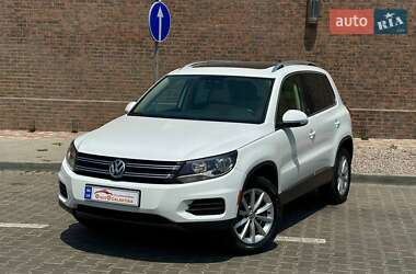 Позашляховик / Кросовер Volkswagen Tiguan 2016 в Одесі