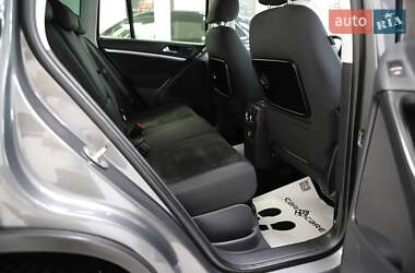 Позашляховик / Кросовер Volkswagen Tiguan 2014 в 