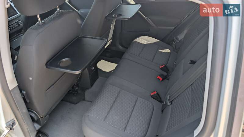 Внедорожник / Кроссовер Volkswagen Tiguan 2010 в Кривом Роге