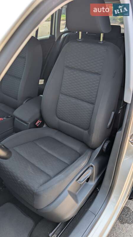 Внедорожник / Кроссовер Volkswagen Tiguan 2010 в Кривом Роге