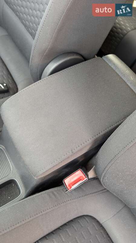 Внедорожник / Кроссовер Volkswagen Tiguan 2010 в Кривом Роге